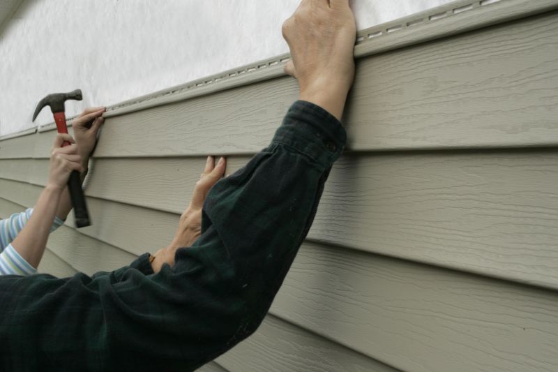 Top Siding Installation Companies in Pelham, NH